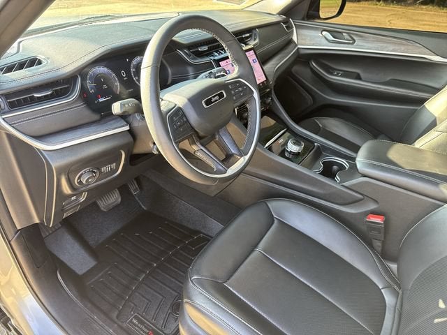 2025 Jeep Grand Cherokee L Limited 4x2