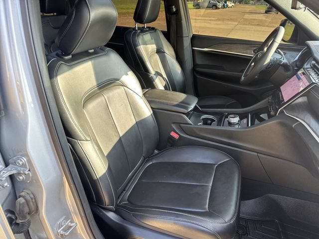 2025 Jeep Grand Cherokee L Limited 4x2