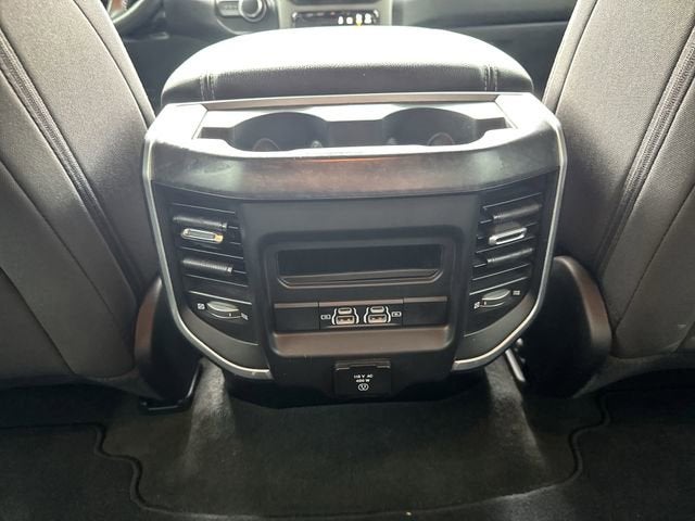 2022 RAM 1500 Big Horn Crew Cab 4x2 5'7" Box
