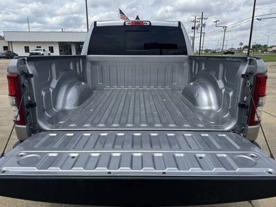 2022 RAM 1500 Big Horn Crew Cab 4x2 5'7" Box