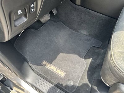 2022 RAM 1500 Big Horn Crew Cab 4x2 5'7" Box