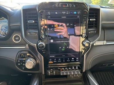 2022 RAM 1500 Limited Crew Cab 4x4 5'7" Box
