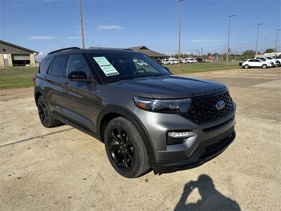 2023 Ford Explorer ST-Line