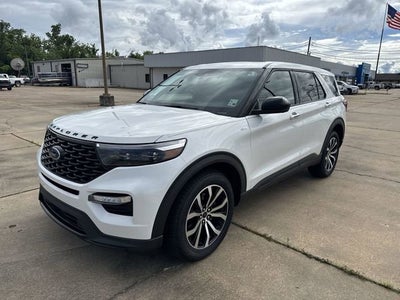 2022 Ford Explorer ST-Line