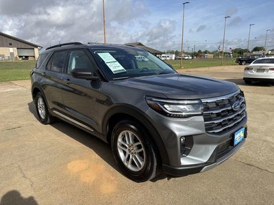 2025 Ford Explorer Active