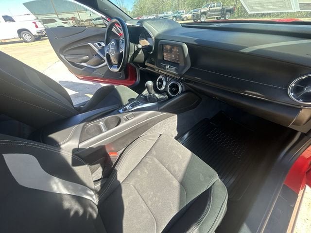 2022 Chevrolet Camaro 1LS