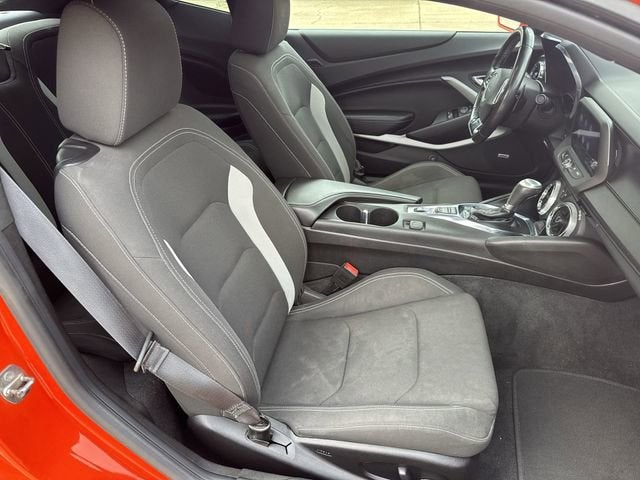 2019 Chevrolet Camaro 1LT