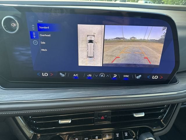 2025 Chevrolet Suburban LT