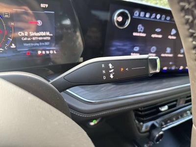 2025 Chevrolet Suburban LT