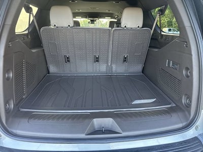 2025 Chevrolet Suburban LT