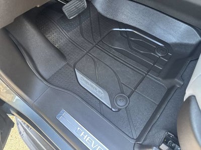2025 Chevrolet Suburban LT