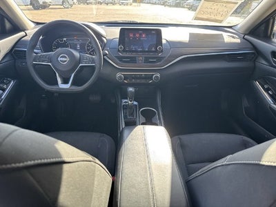 2023 Nissan Altima SV FWD