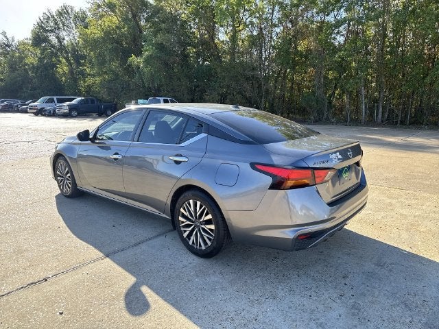 2023 Nissan Altima SV FWD