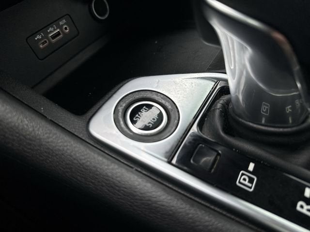 2022 Nissan Sentra SV Xtronic CVT