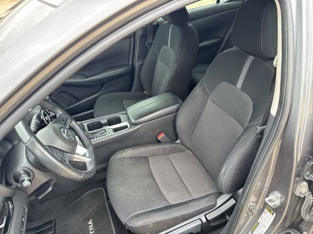 2022 Nissan Sentra SV Xtronic CVT