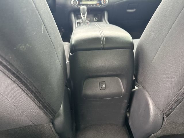 2022 Nissan Sentra SV Xtronic CVT