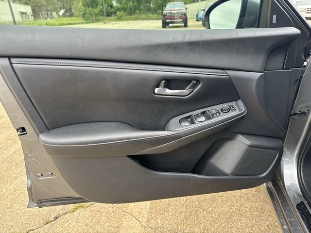 2022 Nissan Sentra SV Xtronic CVT