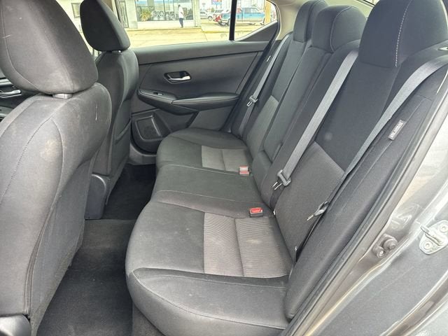 2022 Nissan Sentra SV Xtronic CVT