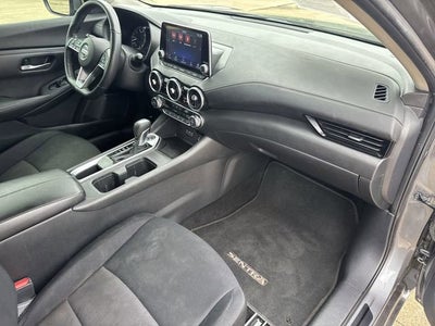 2022 Nissan Sentra SV Xtronic CVT