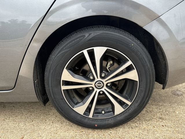 2022 Nissan Sentra SV Xtronic CVT