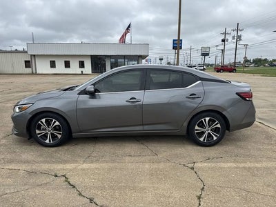 2022 Nissan Sentra SV Xtronic CVT