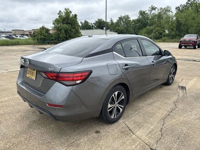 2022 Nissan Sentra SV Xtronic CVT