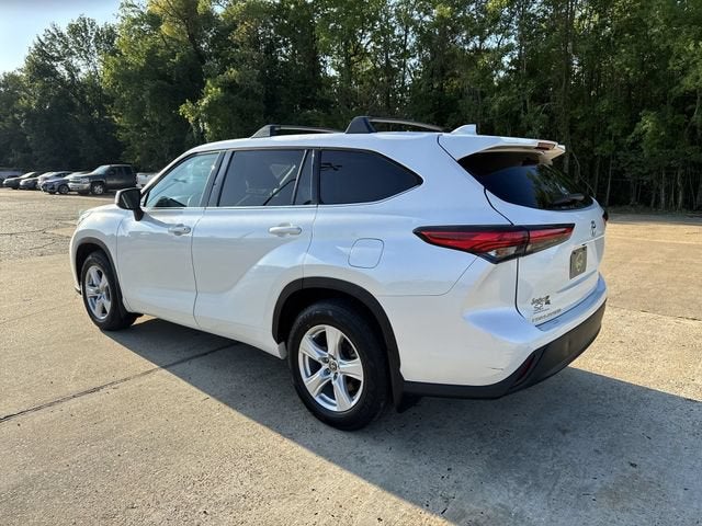 2021 Toyota Highlander LE