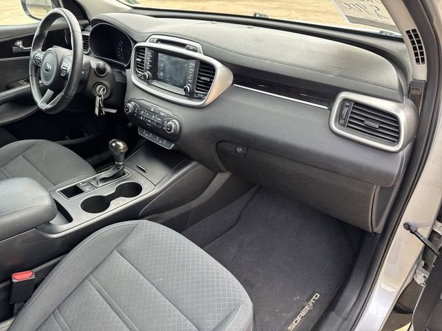 2018 Kia Sorento 3.3L LX