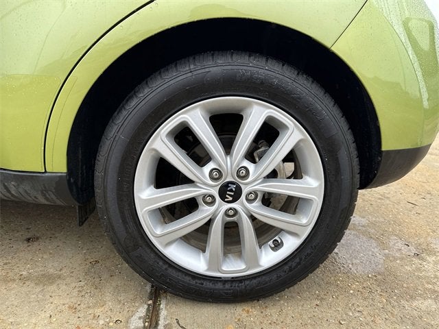 2019 Kia Soul +